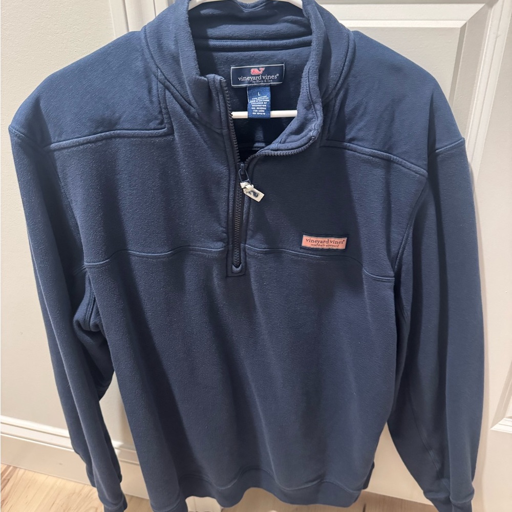 Vineyard Vines Men's navy quarter zip pullover